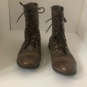 Steve Madden Troopa Combat Boots Stone Taupe Gray